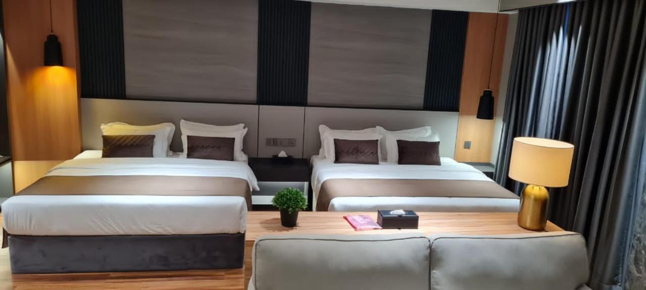 Extreme Boutique Hotel Kluang Eksteriør billede